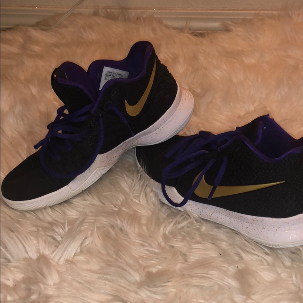 Custom Kyrie Nike Basketball Shoes